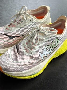 Hoka Mach X2 - Mens size 9.5